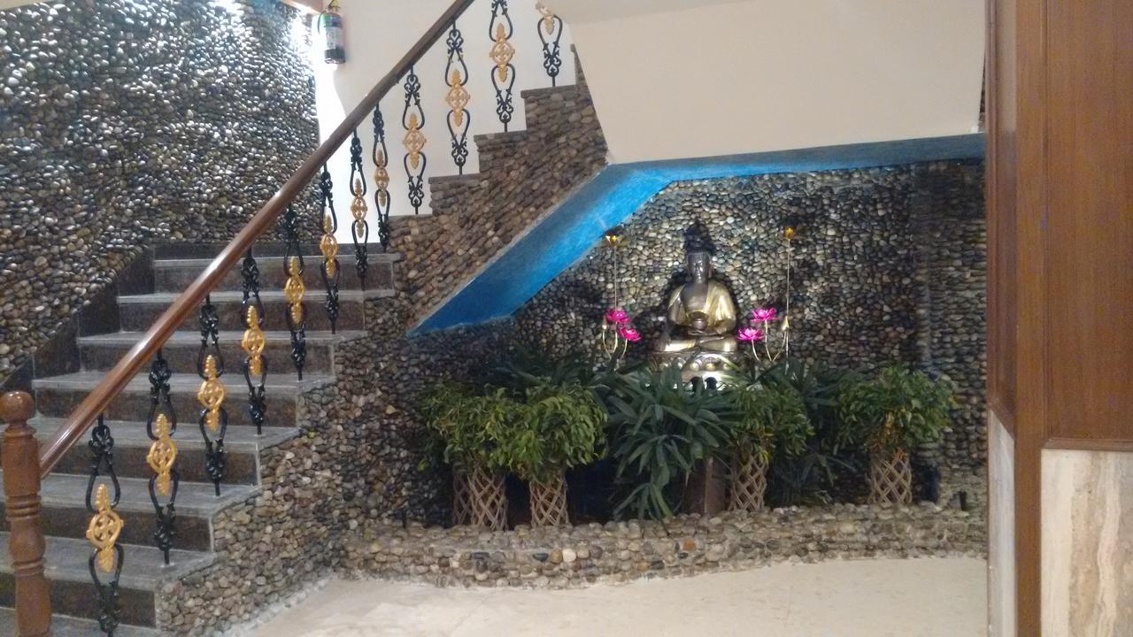 Rs Sarovar Portico Palampur Exterior photo