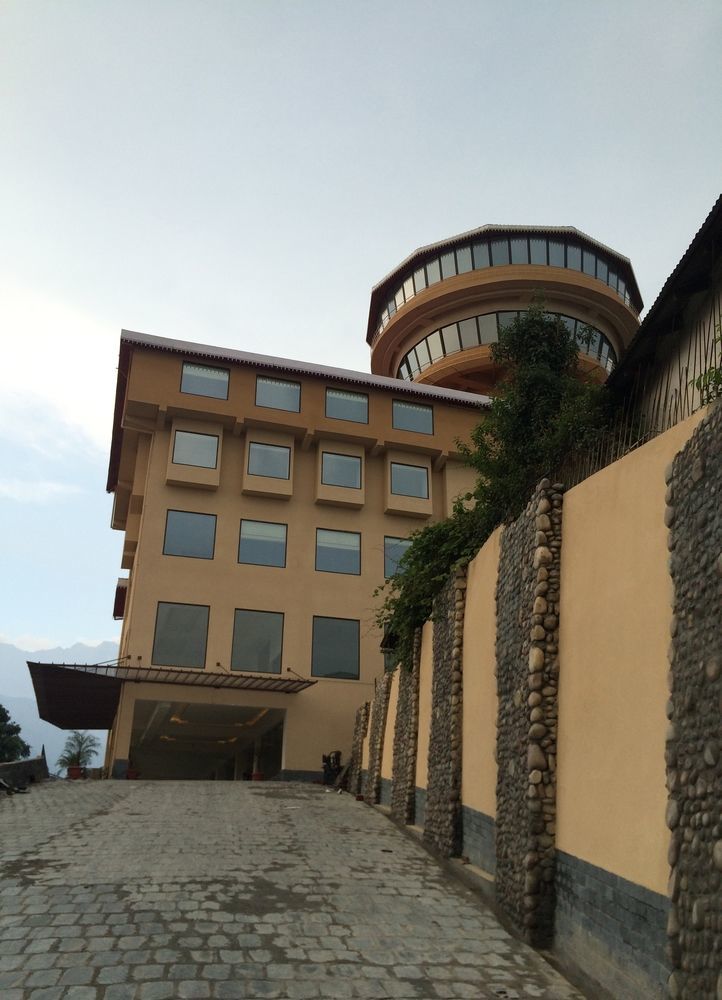 Rs Sarovar Portico Palampur Exterior photo