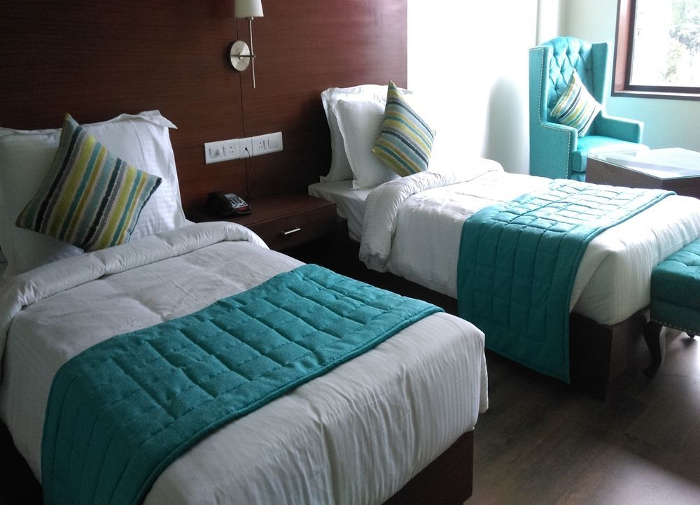 Rs Sarovar Portico Palampur Exterior photo