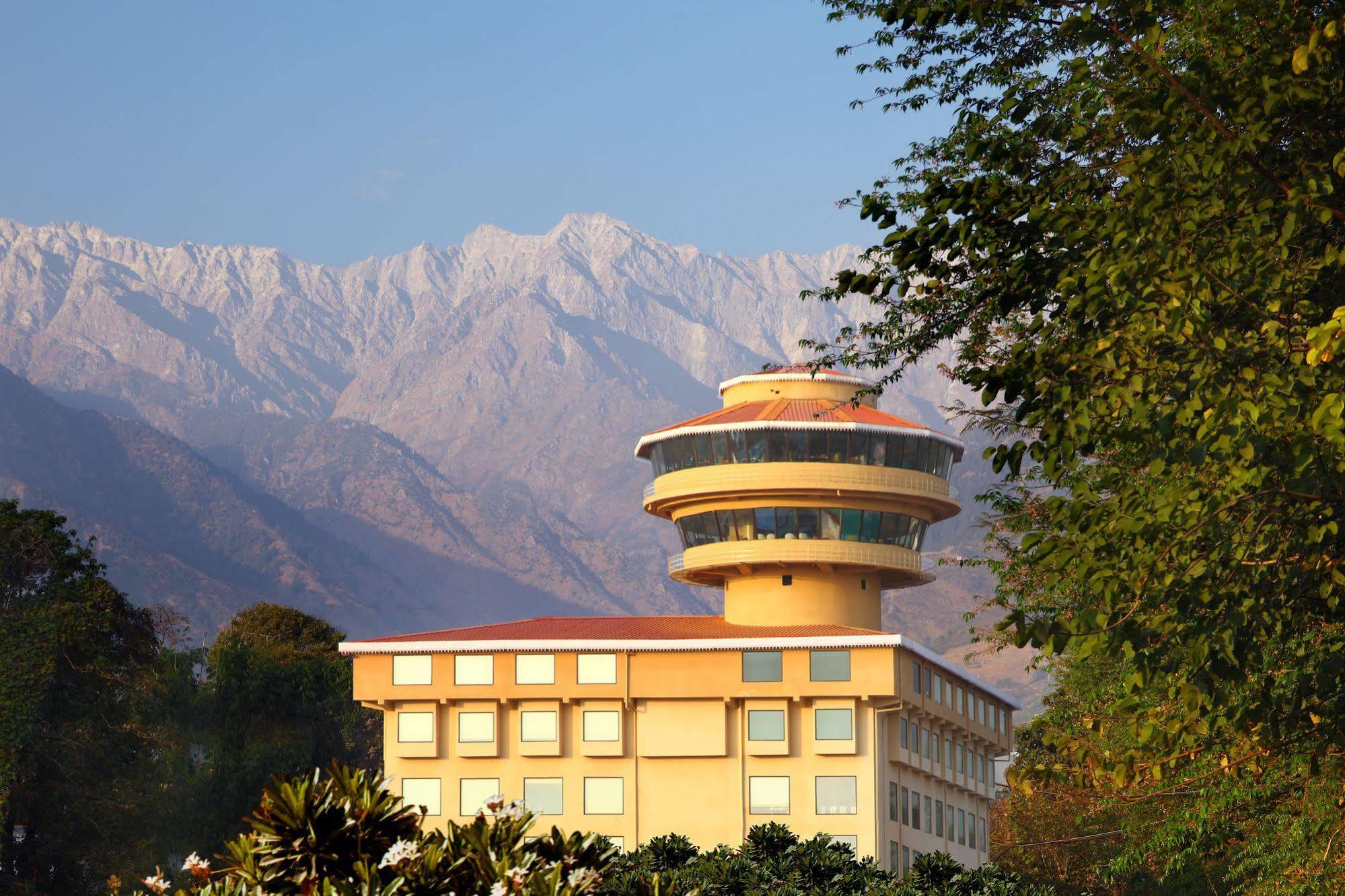 Rs Sarovar Portico Palampur Exterior photo