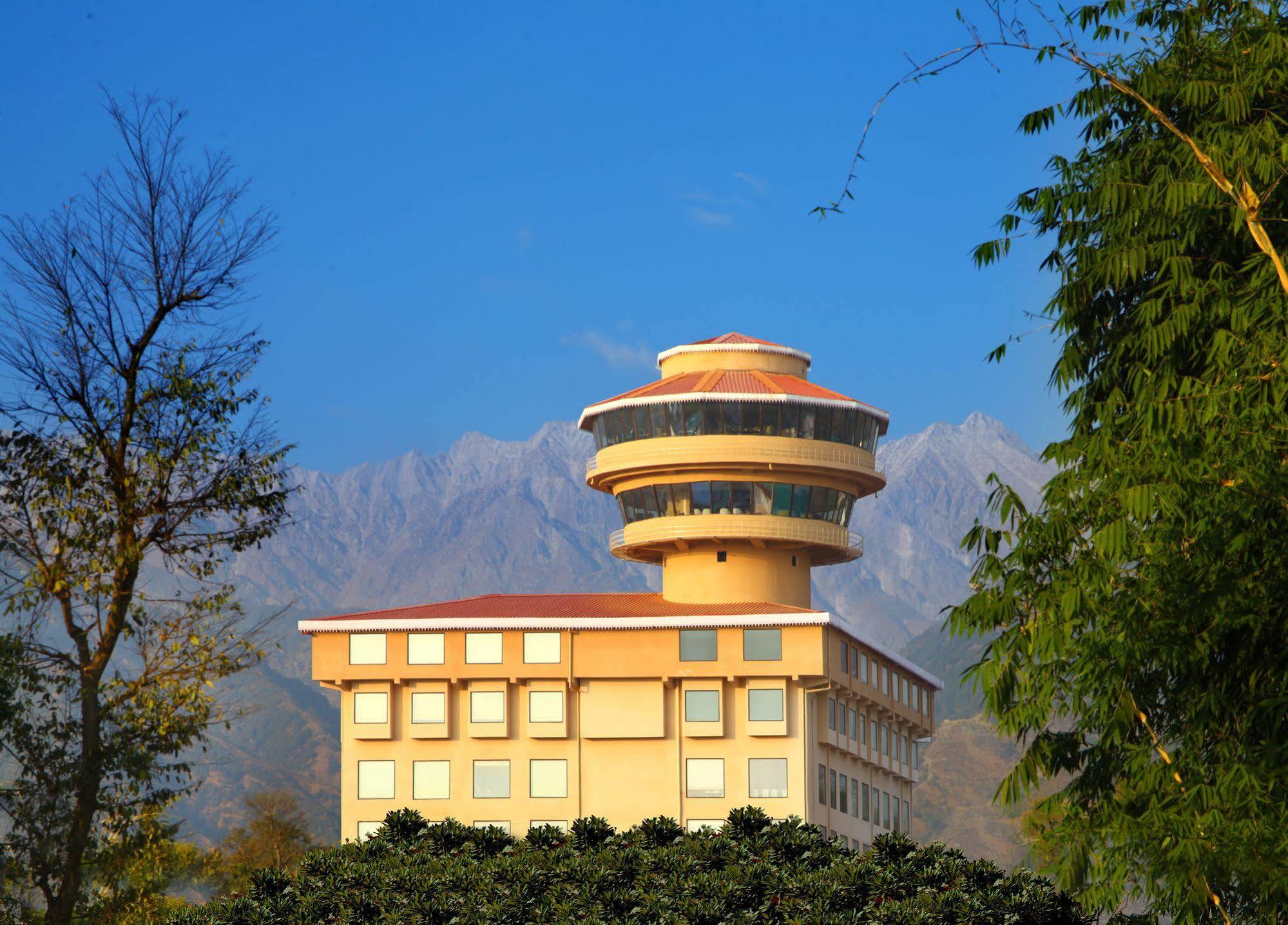 Rs Sarovar Portico Palampur Exterior photo