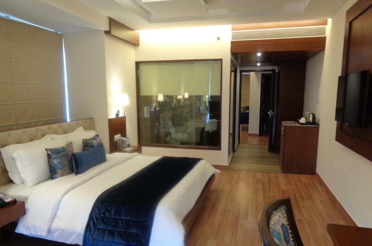 Rs Sarovar Portico Palampur Exterior photo